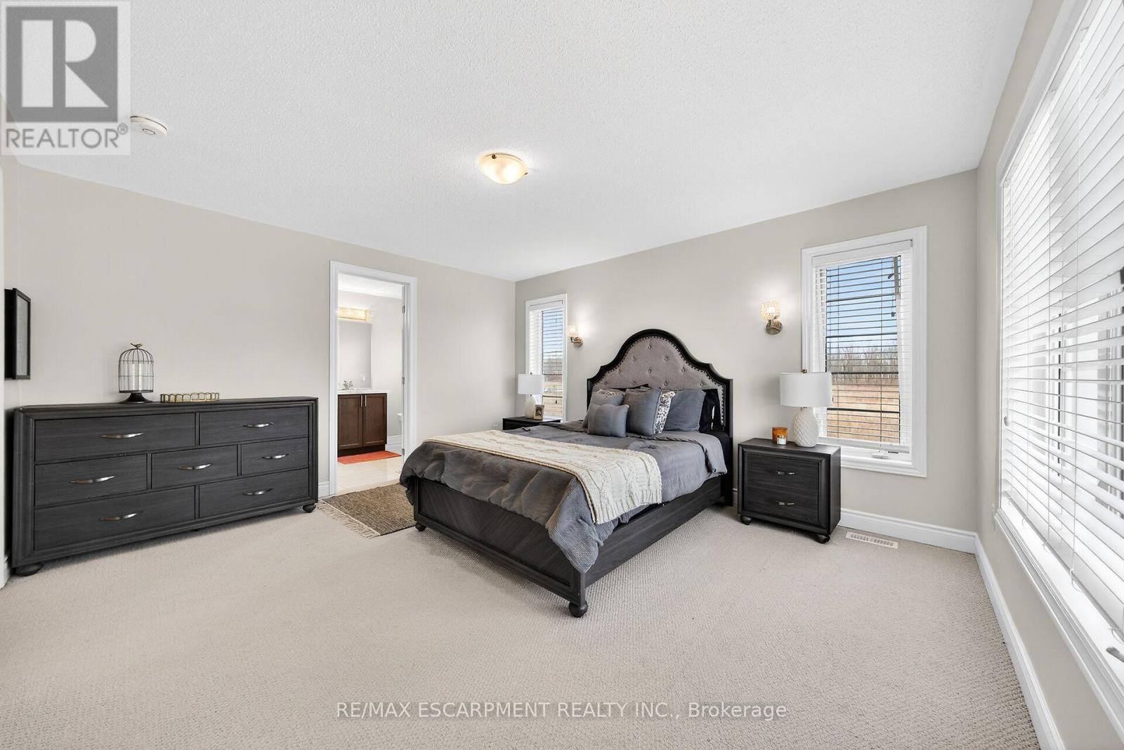 140 Robertson Road, Hamilton, Ontario  L9K 0J7 - Photo 31 - X12973044