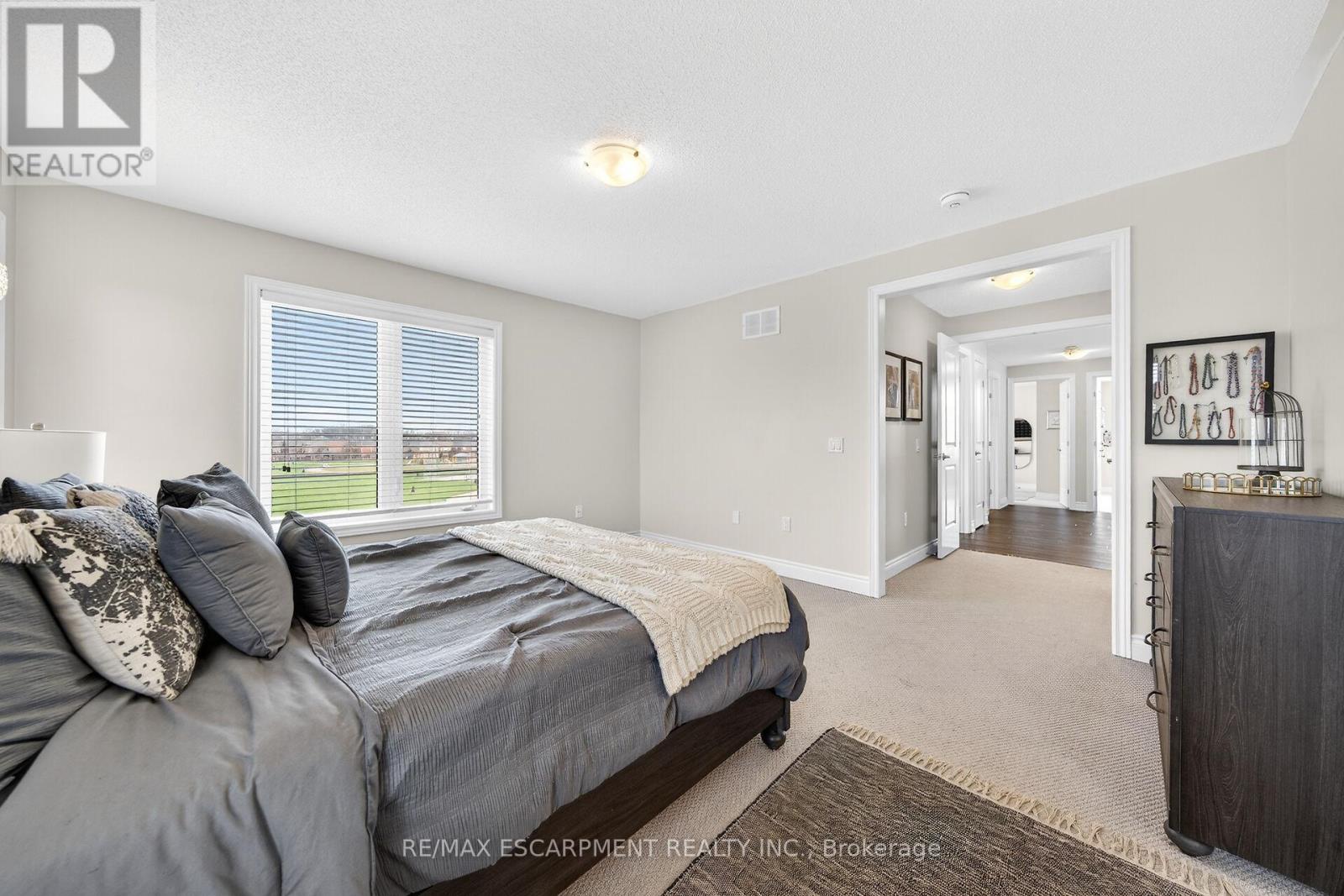 140 Robertson Road, Hamilton, Ontario  L9K 0J7 - Photo 32 - X12973044