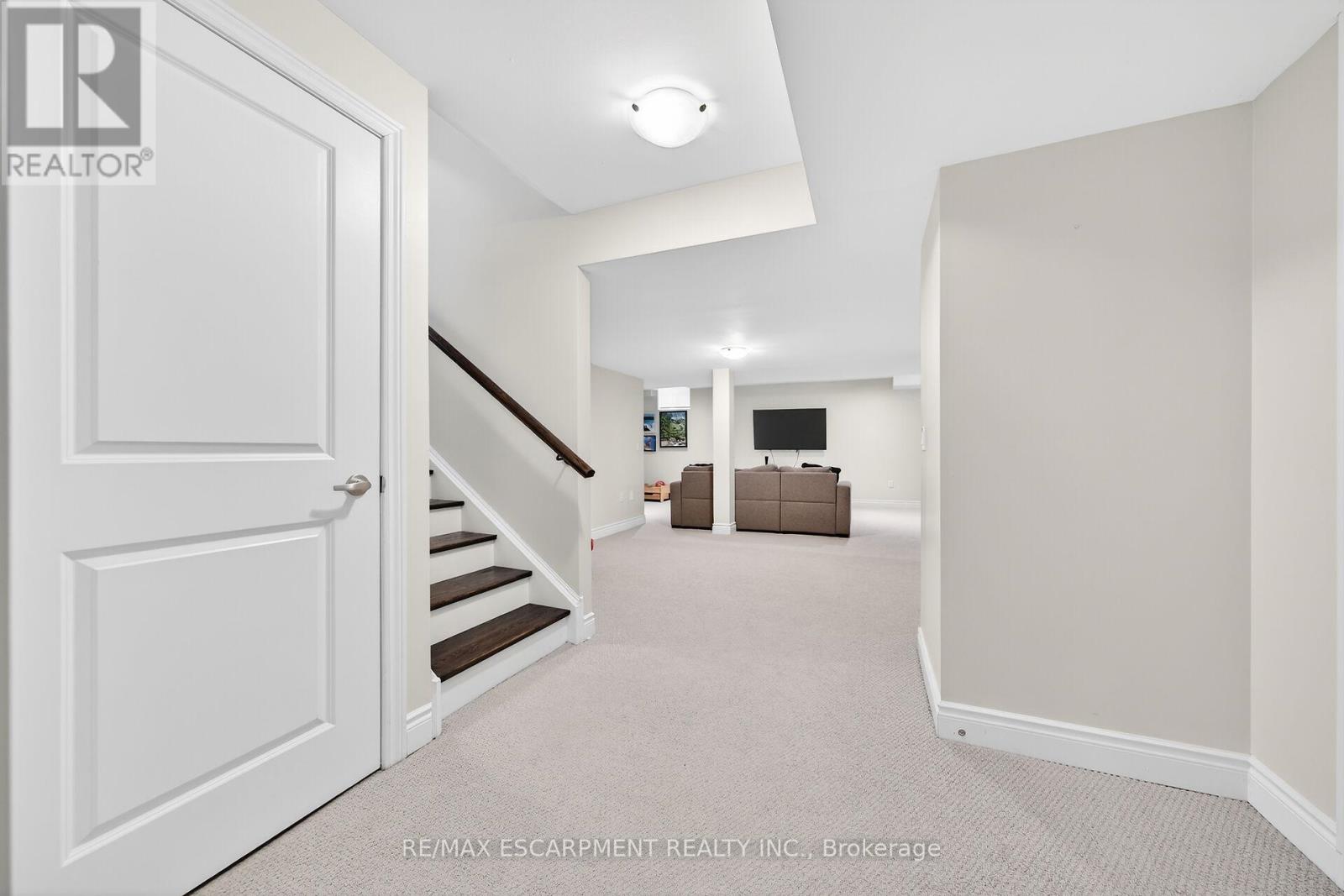 140 Robertson Road, Hamilton, Ontario  L9K 0J7 - Photo 36 - X12973044