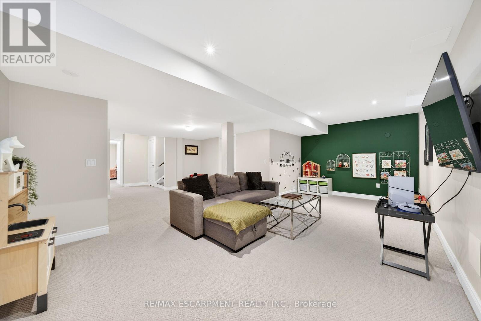 140 Robertson Road, Hamilton, Ontario  L9K 0J7 - Photo 38 - X12973044