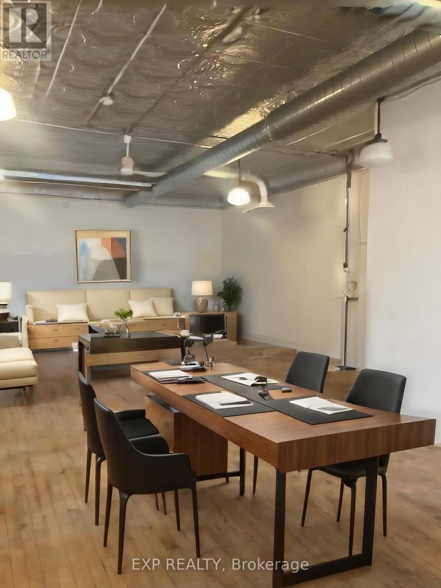 89 Grand River Boulevard, Brant, Ontario  N2A 2T3 - Photo 3 - X12973056