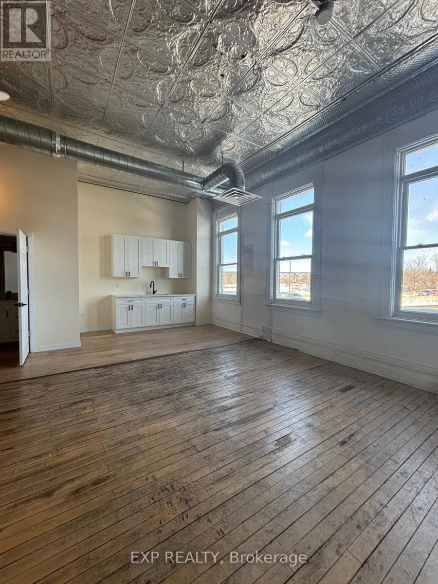 89 Grand River Boulevard, Brant, Ontario  N2A 2T3 - Photo 4 - X12973056