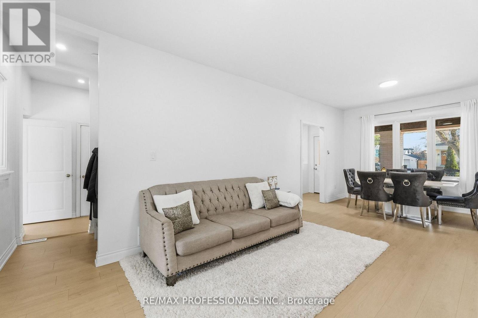 14 Kidd Avenue, Grimsby, Ontario  L3M 3S3 - Photo 14 - X12973076