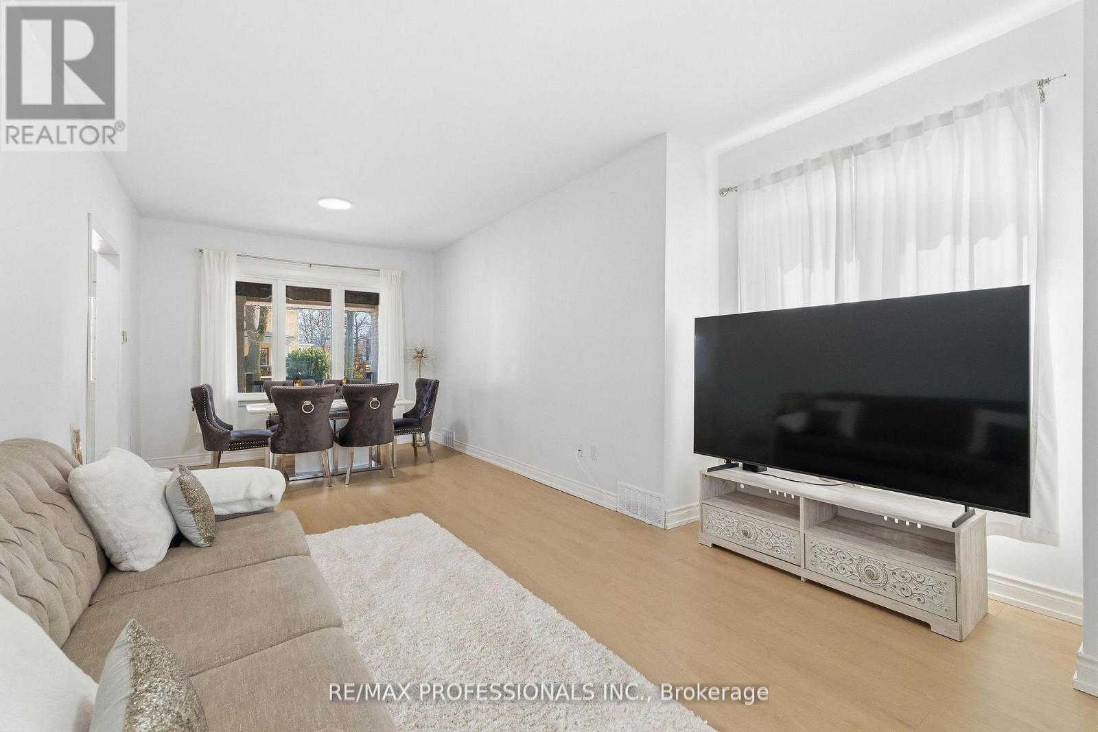 14 Kidd Avenue, Grimsby, Ontario  L3M 3S3 - Photo 15 - X12973076