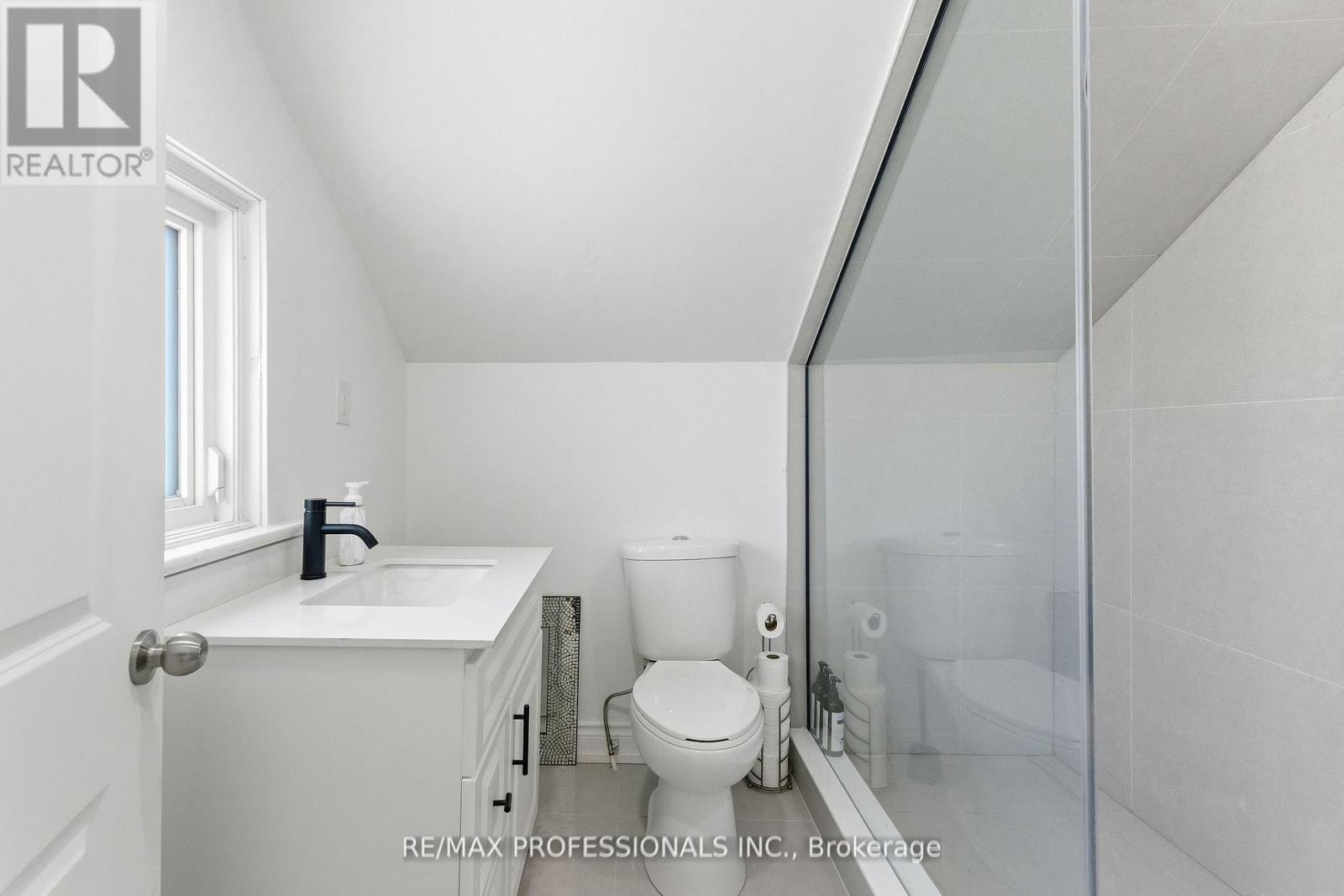 14 Kidd Avenue, Grimsby, Ontario  L3M 3S3 - Photo 22 - X12973076