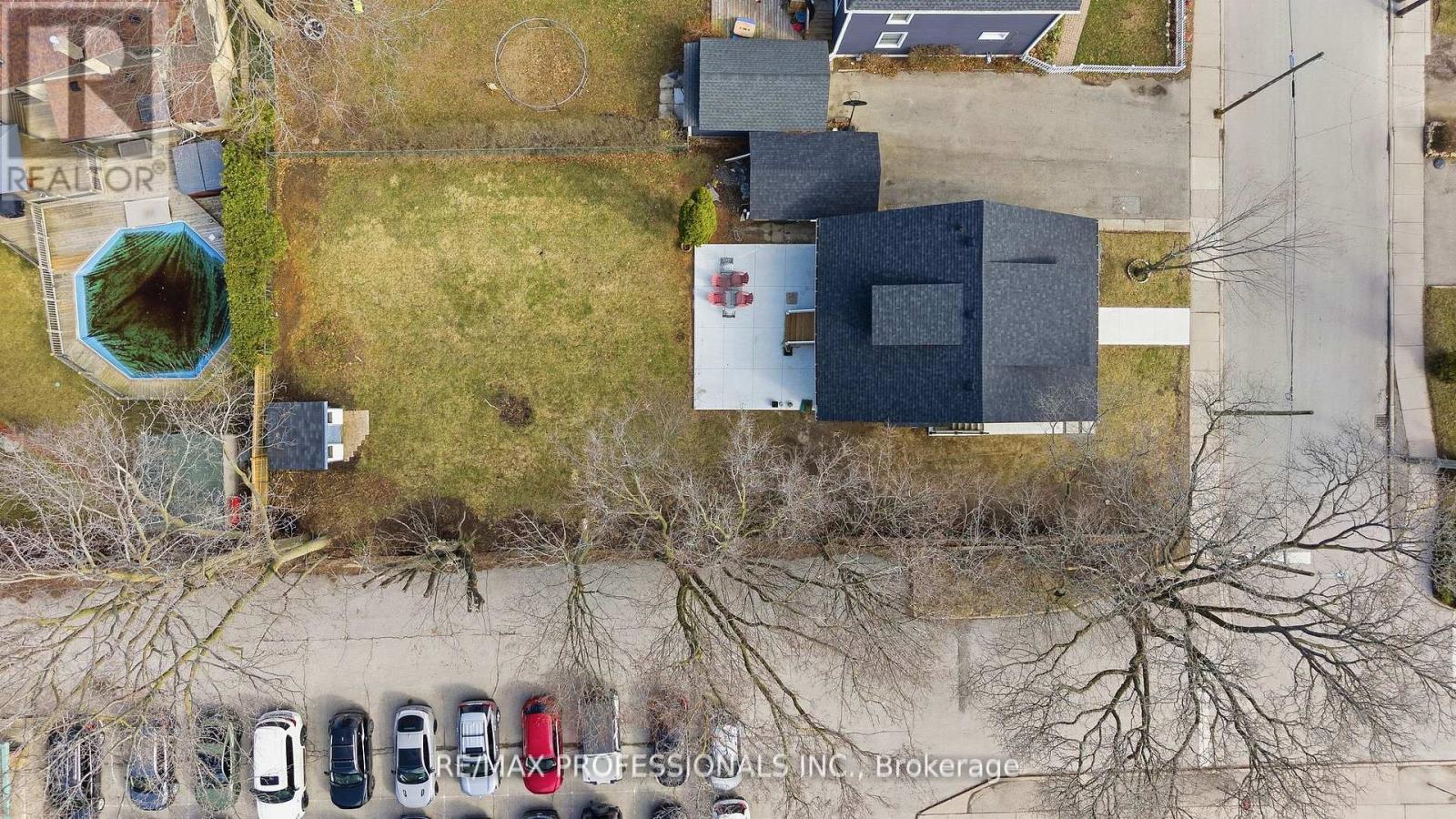 14 Kidd Avenue, Grimsby, Ontario  L3M 3S3 - Photo 35 - X12973076