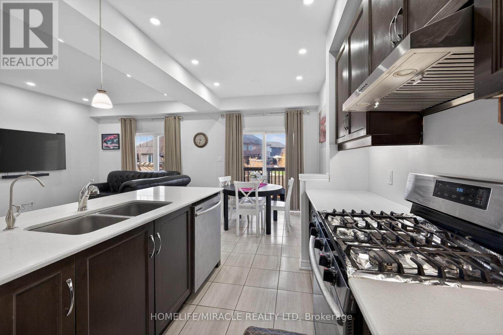 7 - 80 Severino Circle, West Lincoln, Ontario  L0R 2A0 - Photo 10 - X12973088