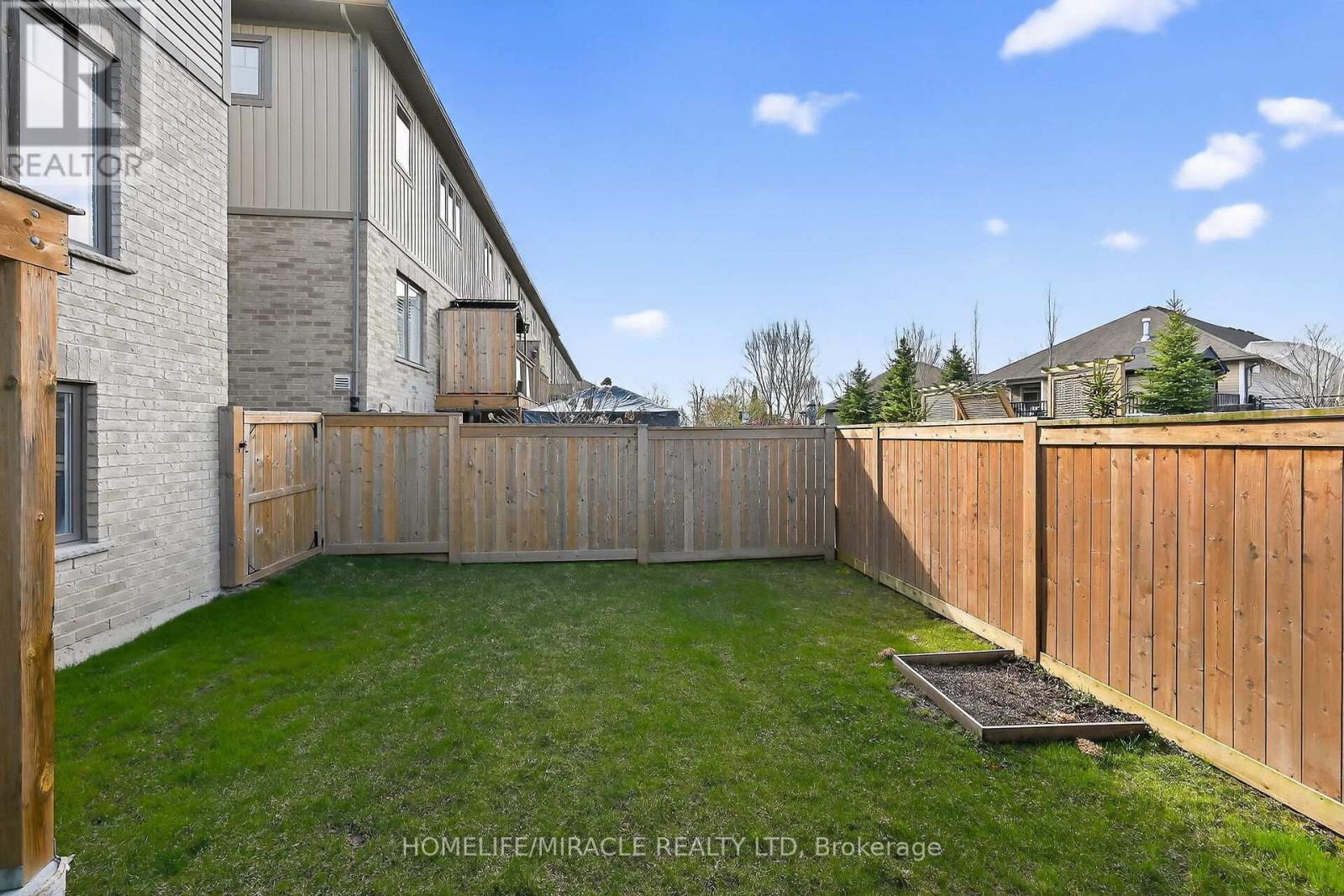 7 - 80 Severino Circle, West Lincoln, Ontario  L0R 2A0 - Photo 39 - X12973088