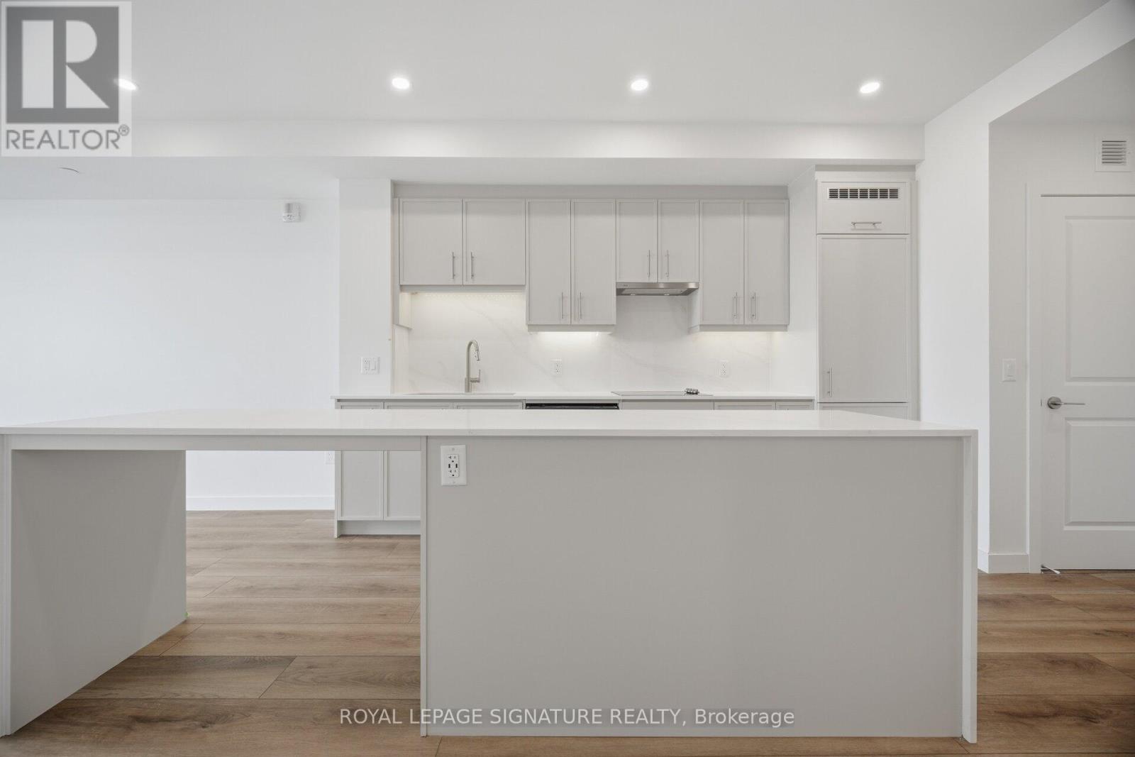 1003 - 461 Green Road, Hamilton, Ontario  L8E 0L5 - Photo 11 - X12973170