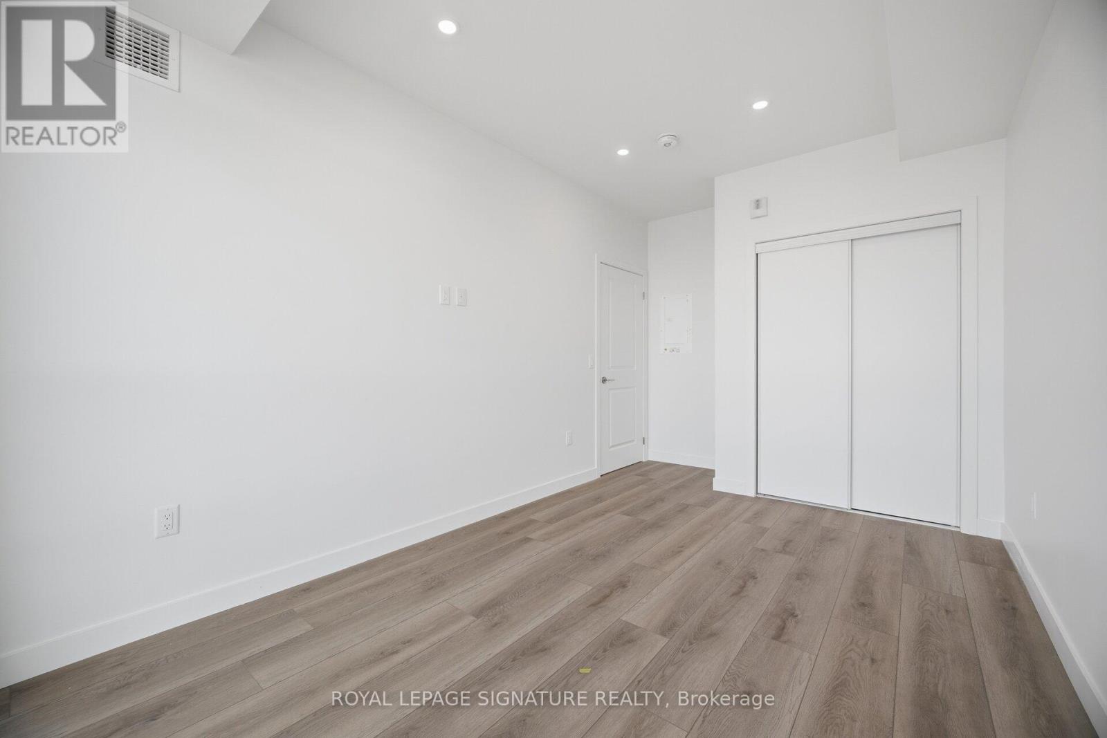 1003 - 461 Green Road, Hamilton, Ontario  L8E 0L5 - Photo 23 - X12973170