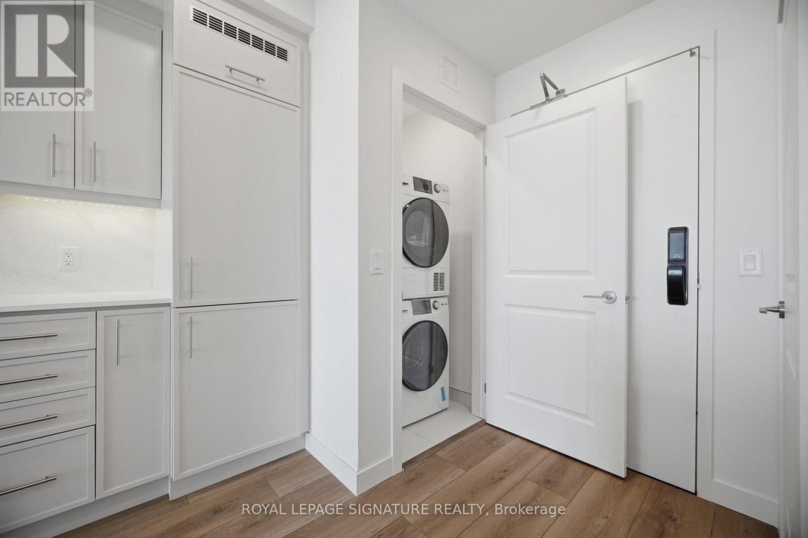 1003 - 461 Green Road, Hamilton, Ontario  L8E 0L5 - Photo 27 - X12973170