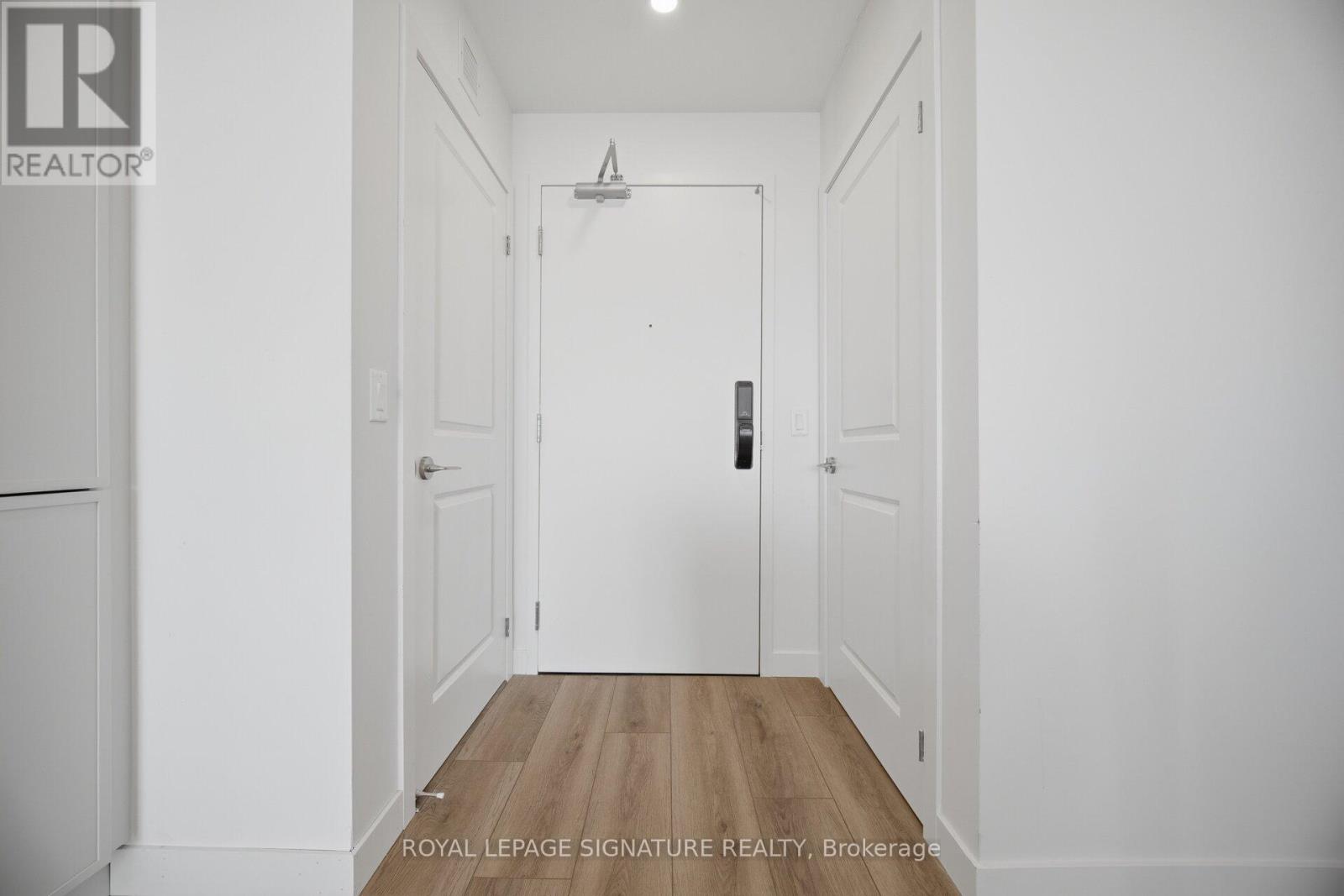 1003 - 461 Green Road, Hamilton, Ontario  L8E 0L5 - Photo 5 - X12973170