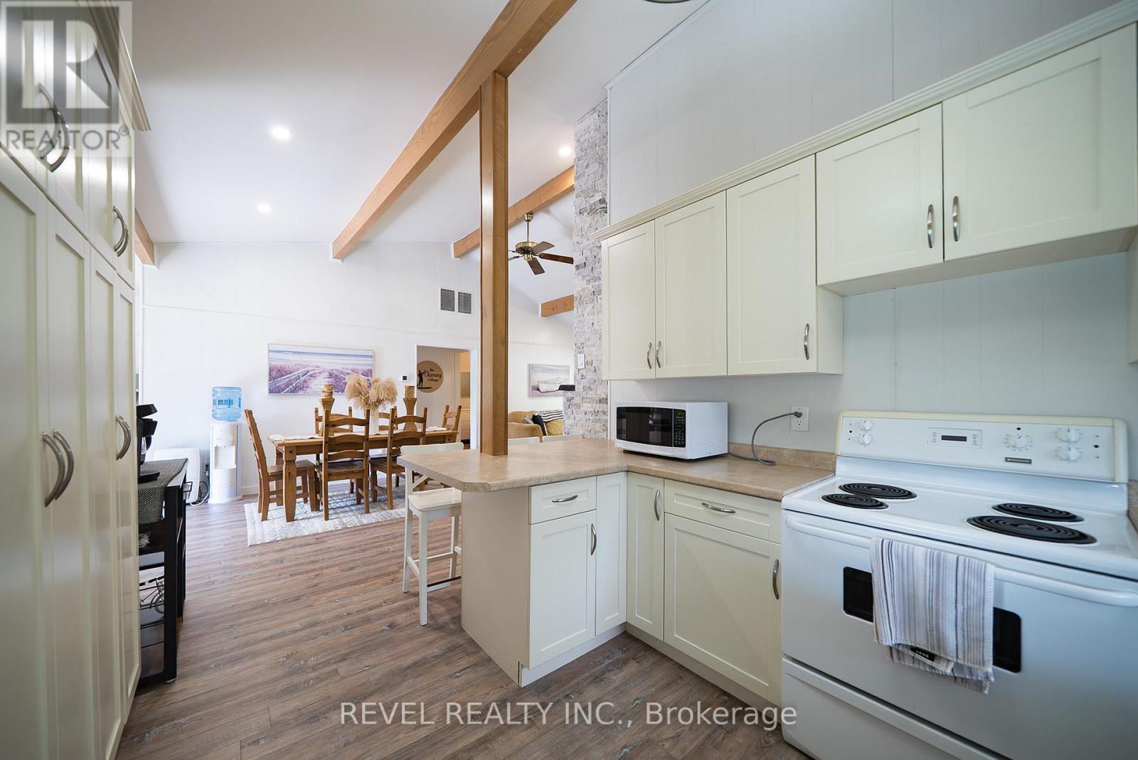 114 Hillview Crescent, Norfolk, Ontario  N0E 1T0 - Photo 11 - X12973172