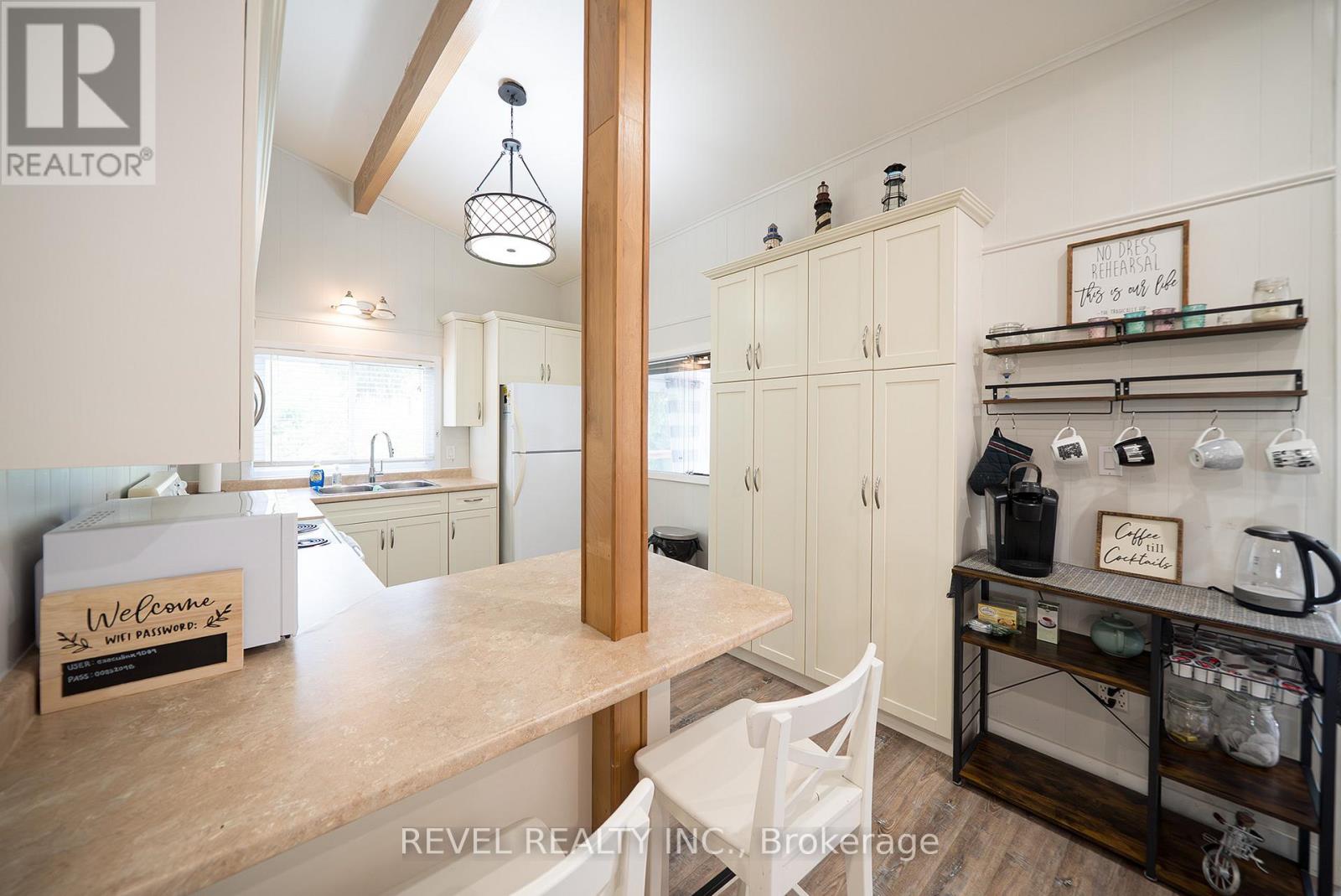 114 Hillview Crescent, Norfolk, Ontario  N0E 1T0 - Photo 12 - X12973172