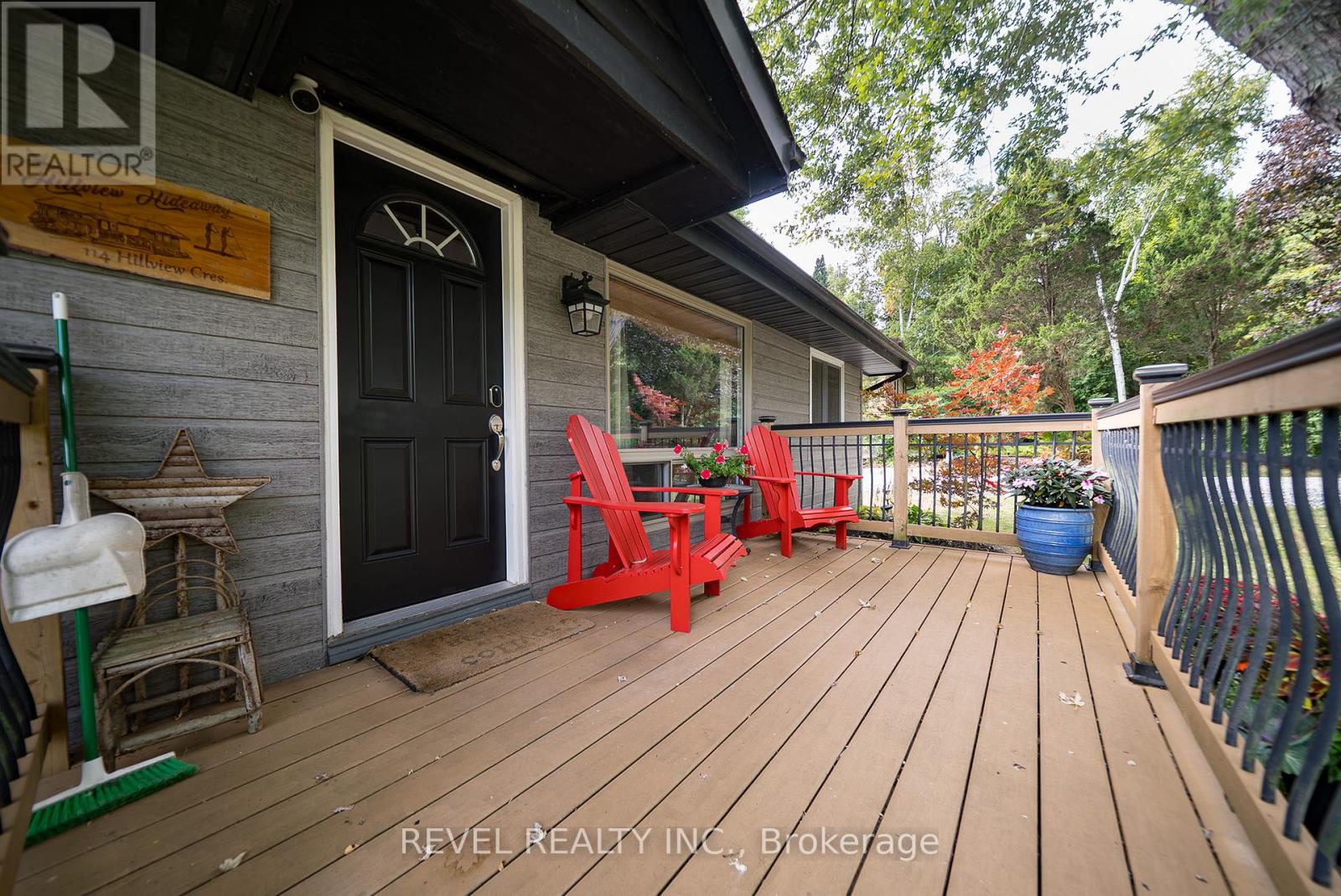 114 Hillview Crescent, Norfolk, Ontario  N0E 1T0 - Photo 4 - X12973172