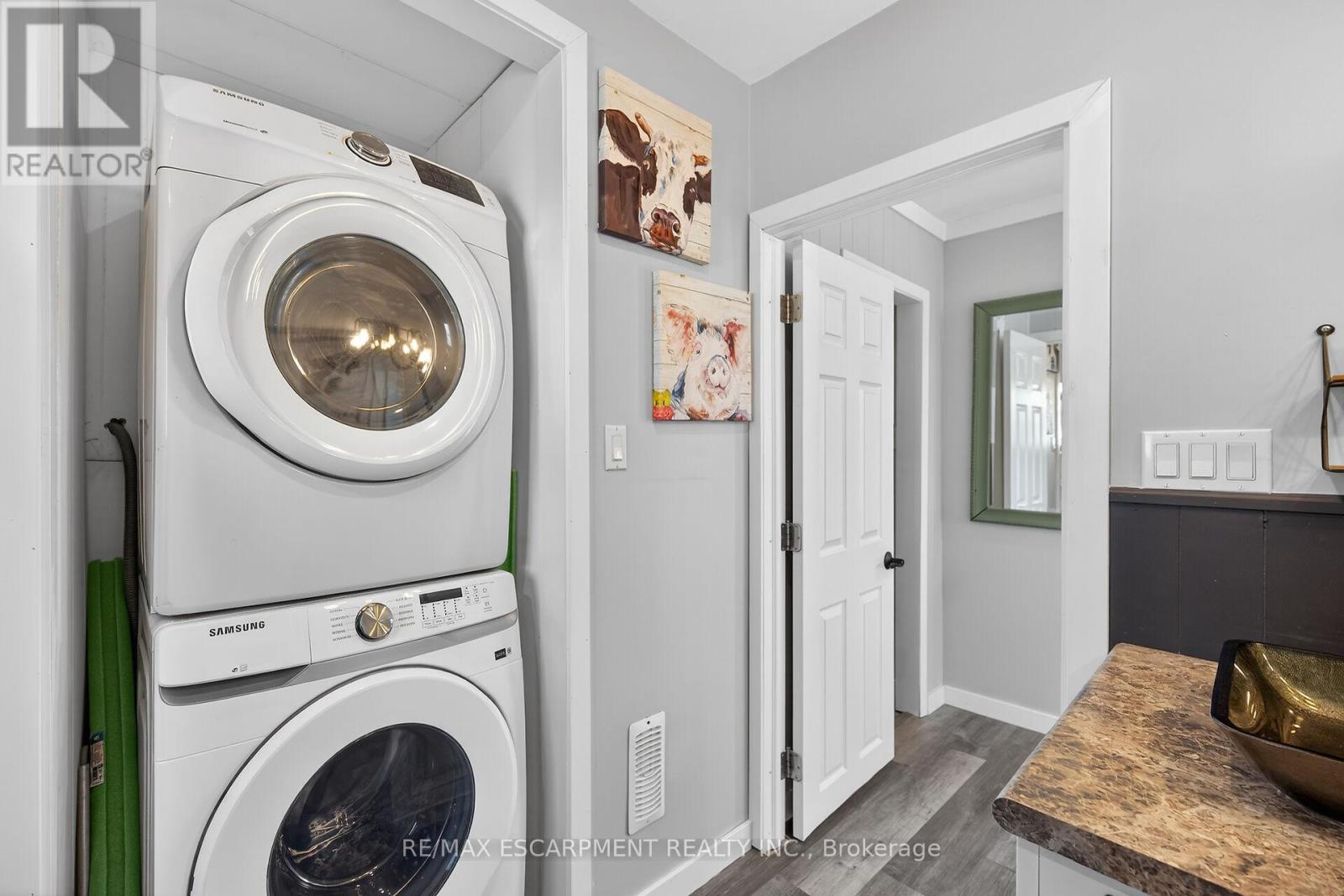 16 Swallow Lane, Haldimand, Ontario  N0A 1P0 - Photo 36 - X12933256