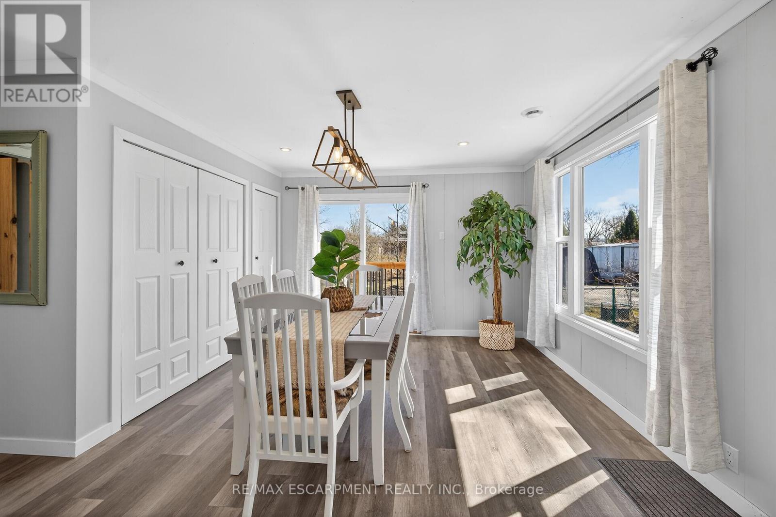 16 Swallow Lane, Haldimand, Ontario  N0A 1P0 - Photo 8 - X12933256