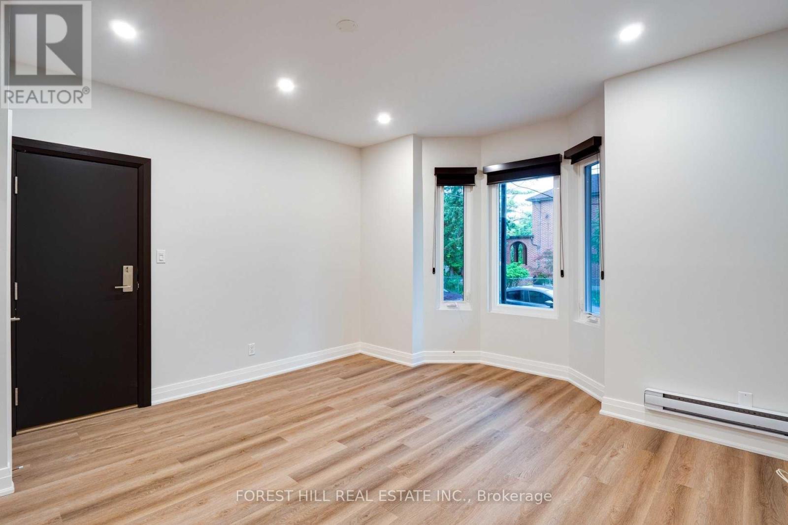 1 - 1 GREENSIDES AVENUE, Toronto, Ontario