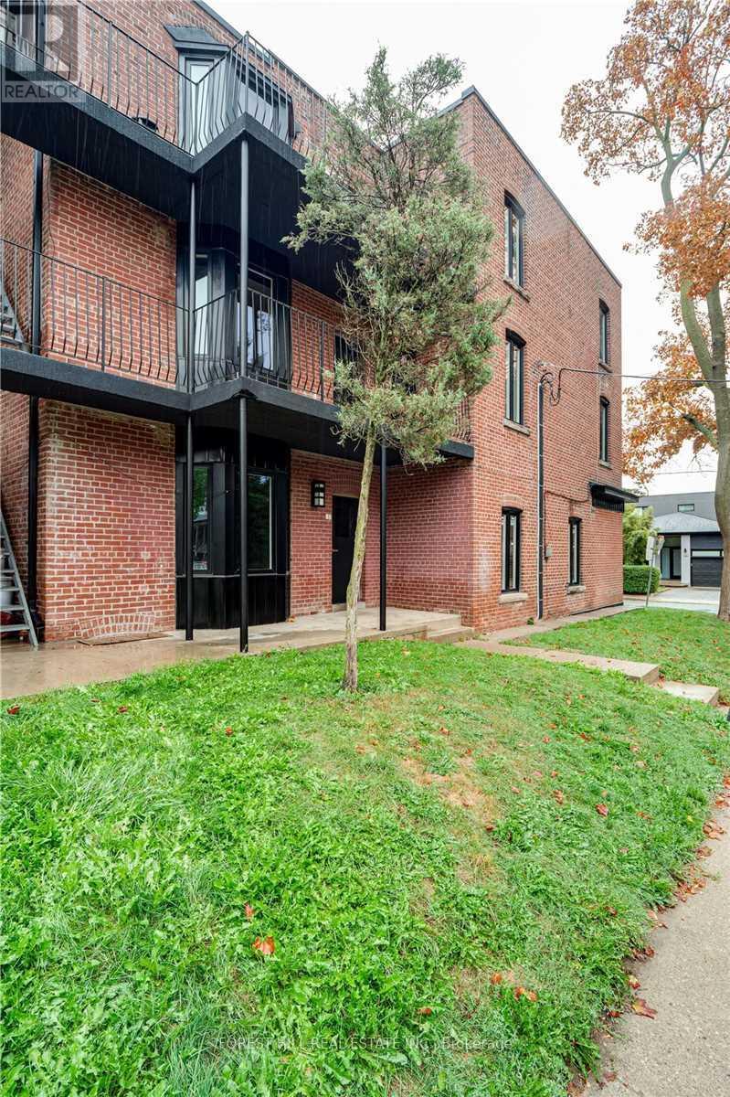 1 - 1 Greensides Avenue, Toronto, Ontario  M6G 3P5 - Photo 25 - C12966510