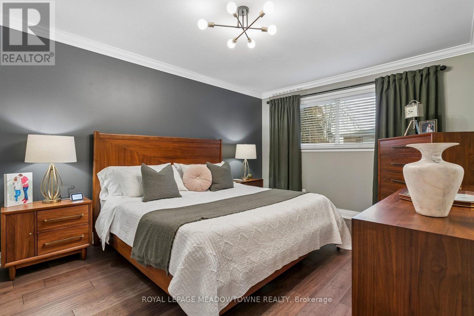 1990 Silverberry Crescent S, Mississauga, Ontario L5J 1C9 - Photo 28 - W12965762