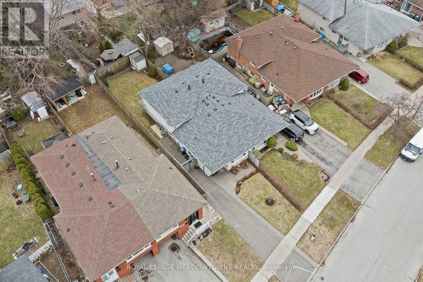 1990 Silverberry Crescent S, Mississauga, Ontario L5J 1C9 - Photo 49 - W12965762