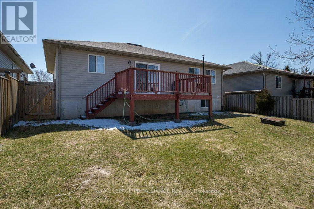 24 Stonegate Crescent, Quinte West, Ontario  K0K 2C0 - Photo 30 - X12970294