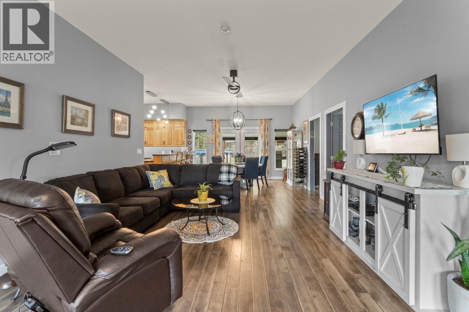 1087 Bear Brook Road, Arrow Creek, British Columbia V0B 1G8 - Photo 10 - 10381942