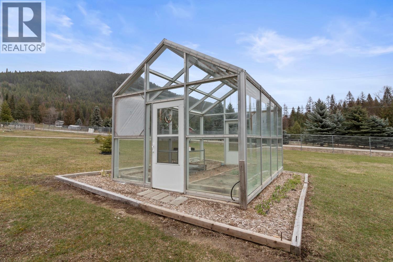 1087 Bear Brook Road, Arrow Creek, British Columbia V0B 1G8 - Photo 35 - 10381942