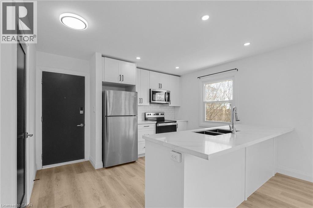 51 Dundas Street E Unit# 7, Brantford, Ontario  N3R 1R6 - Photo 3 - 40818898