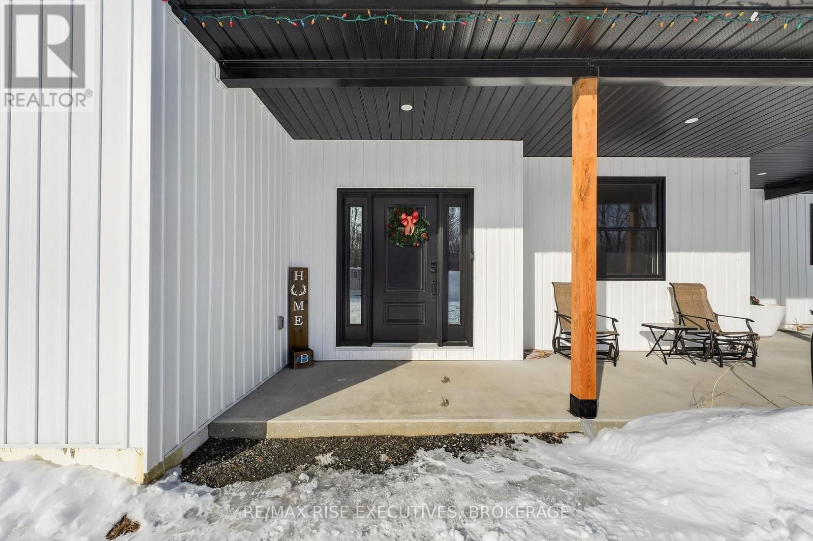 1580b Wagerville Road, Frontenac, Ontario  K0H 2K0 - Photo 2 - X12973282