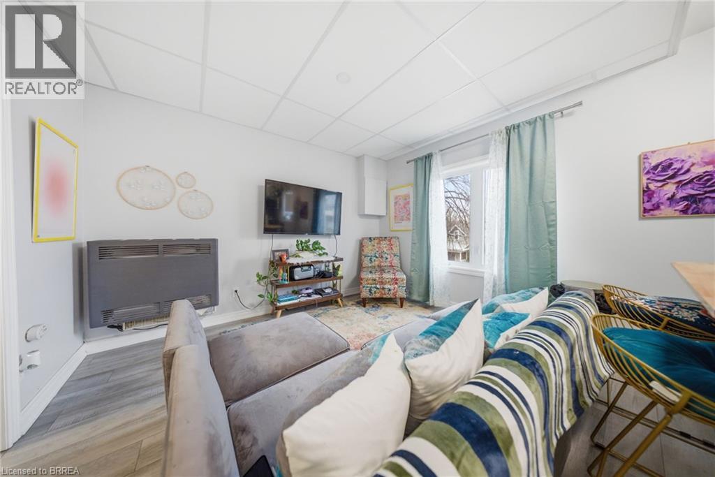 169 Darling Street, Brantford, Ontario  N3S 3W5 - Photo 5 - 40817185