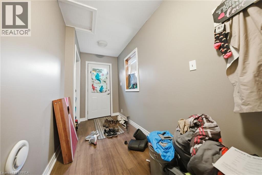 169 Darling Street, Brantford, Ontario  N3S 3W5 - Photo 12 - 40817185