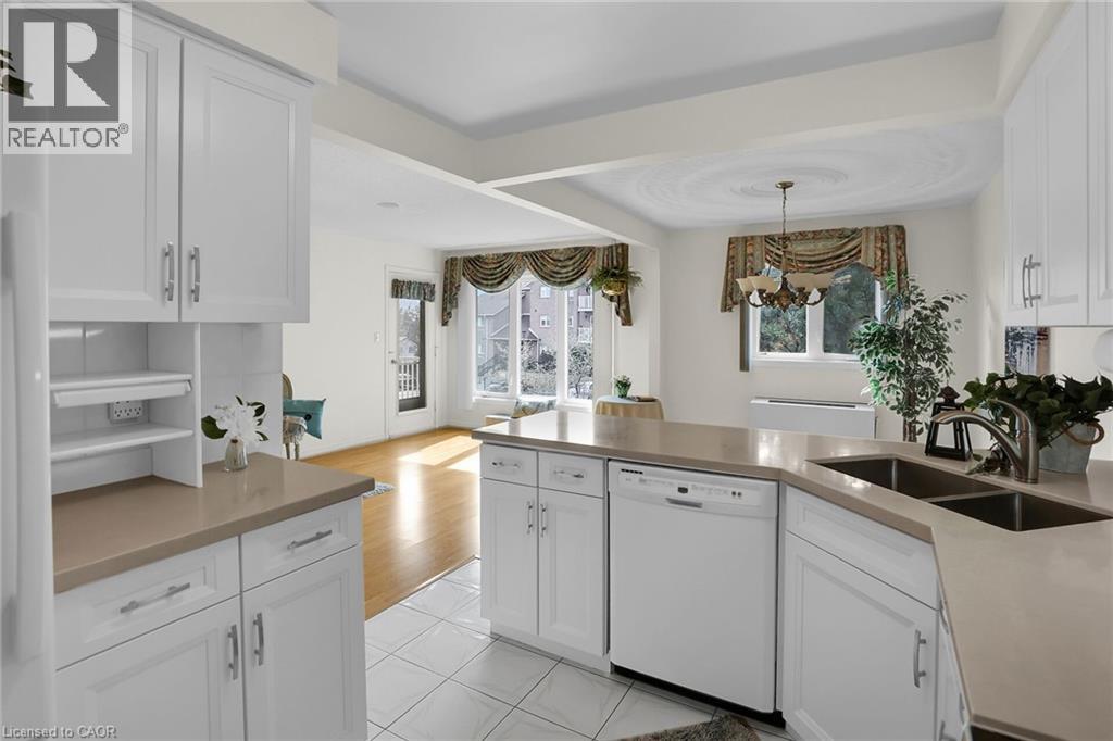 3050 Pinemeadow Drive Unit# 16, Burlington, Ontario  L7M 3X5 - Photo 12 - 40801547