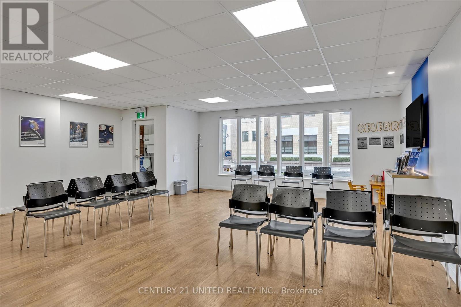 318 Stewart Street, Peterborough, Ontario  K9J 3N1 - Photo 6 - X12973236