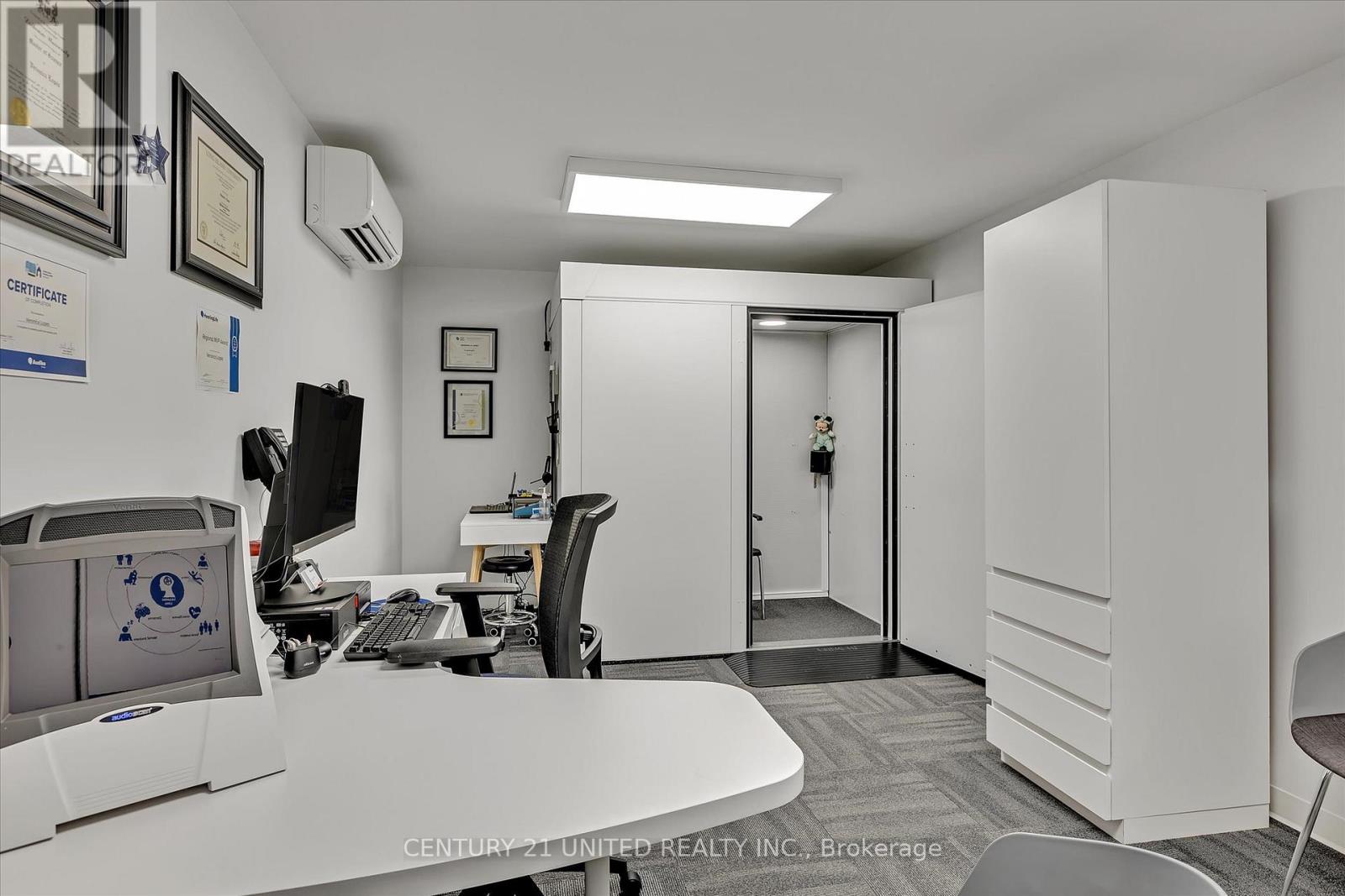 318 Stewart Street, Peterborough, Ontario  K9J 3N1 - Photo 8 - X12973236