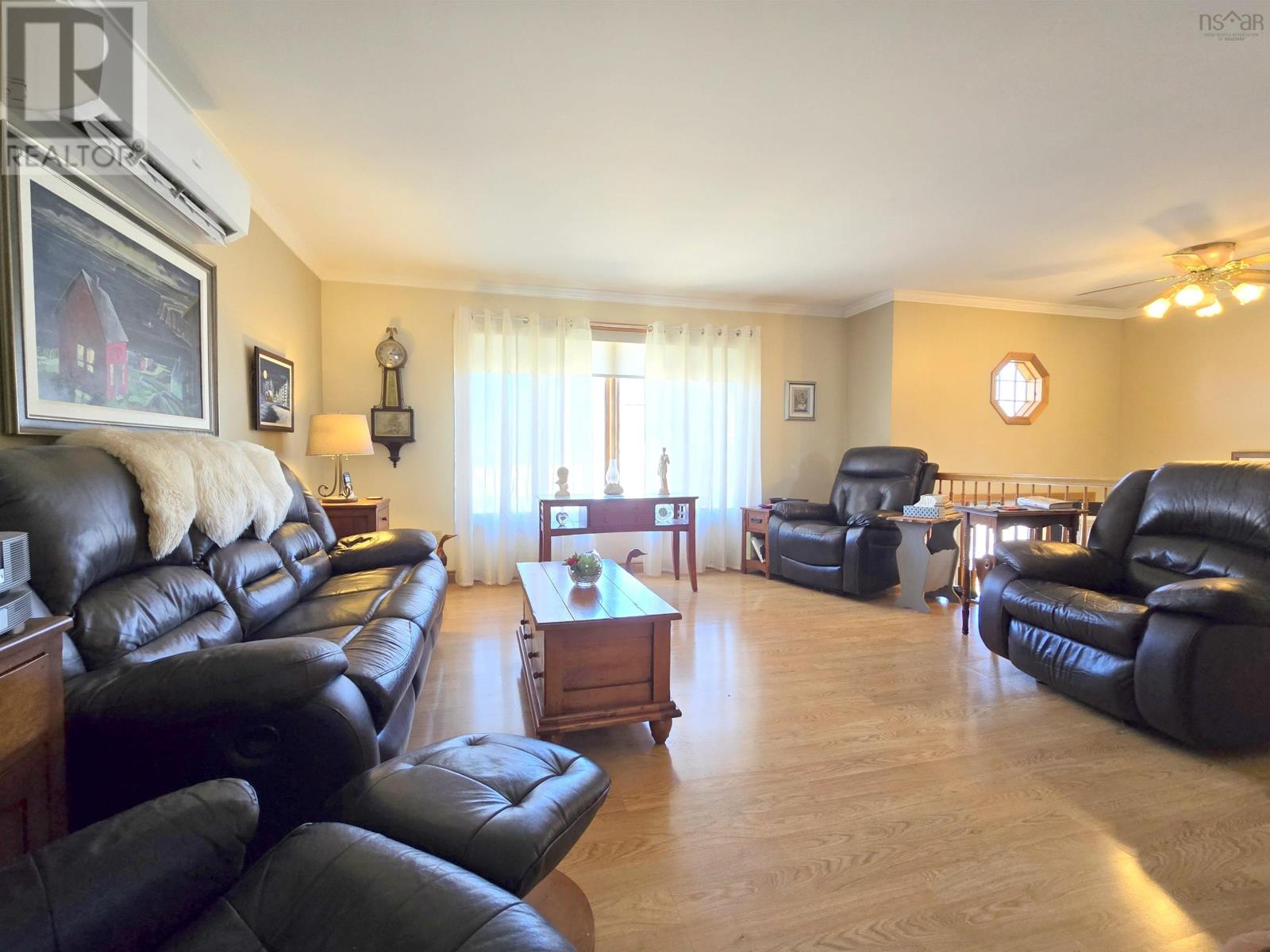 9 Patterson Street, Amherst, Nova Scotia  B4H 1G6 - Photo 6 - 202606657