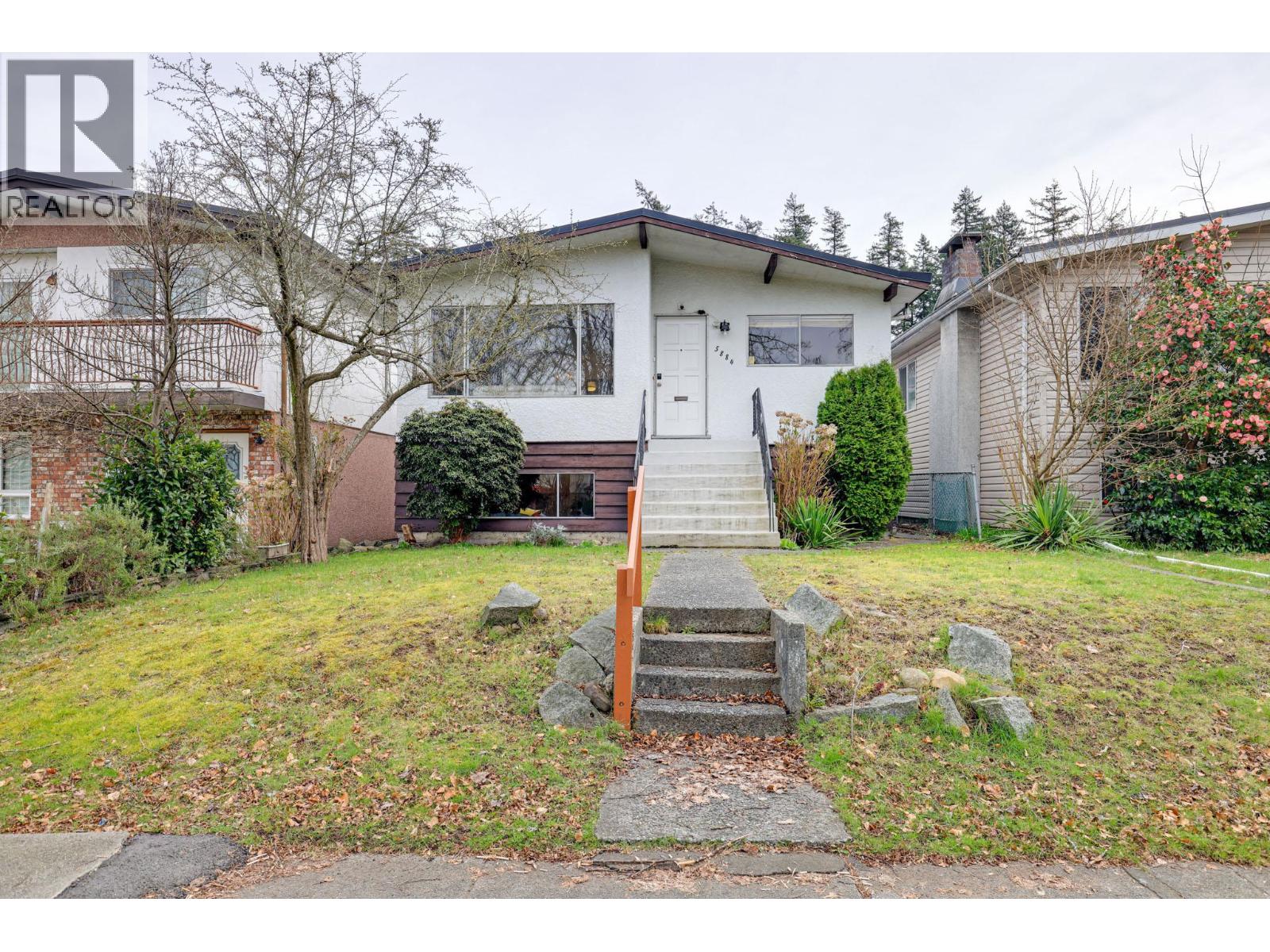 5884 Ormidale Street, Vancouver, British Columbia  V5R 4R3 - Photo 1 - R3108452