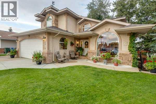 4918 53 Avenue Close, Innisfail, Alberta  T4G 1W1 - Photo 2 - A2279655