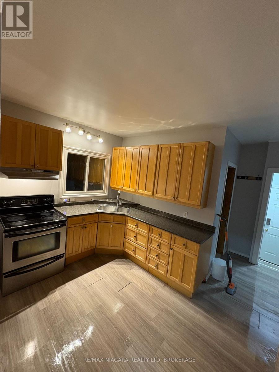 244 Gilmore Road, Fort Erie, Ontario  L2A 2M3 - Photo 41 - X12966646