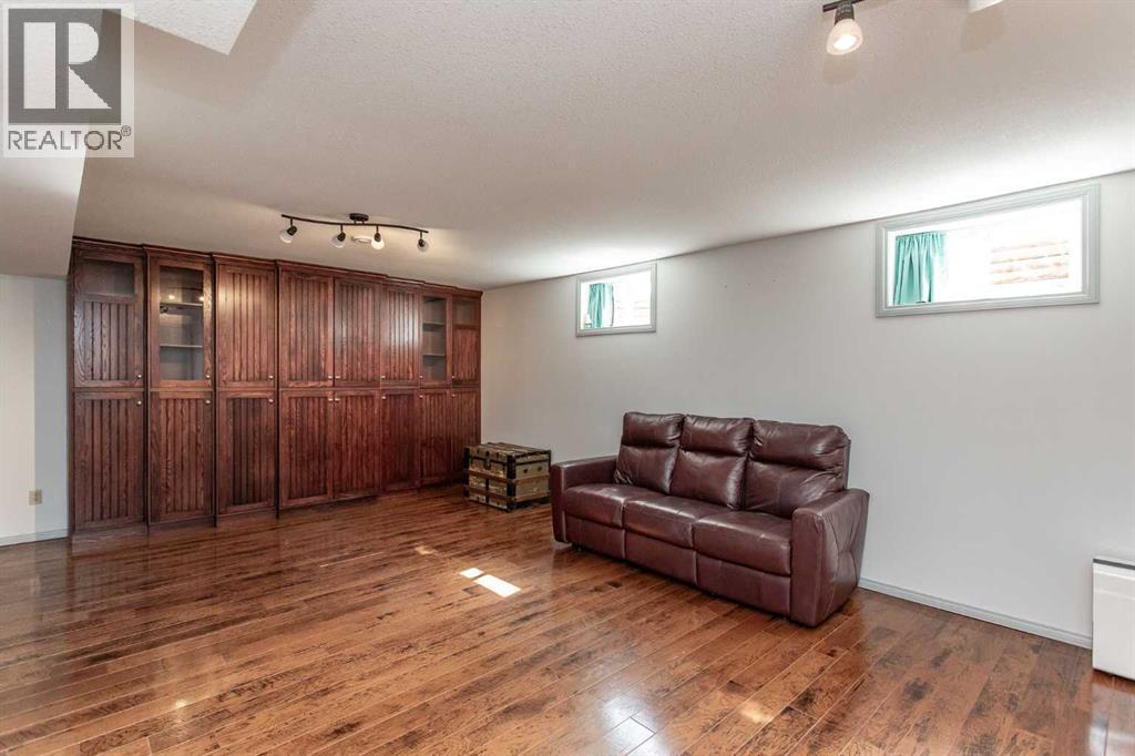 606 Pigeon Close, Pelican Point, Alberta  T0B 0H0 - Photo 12 - A2284019