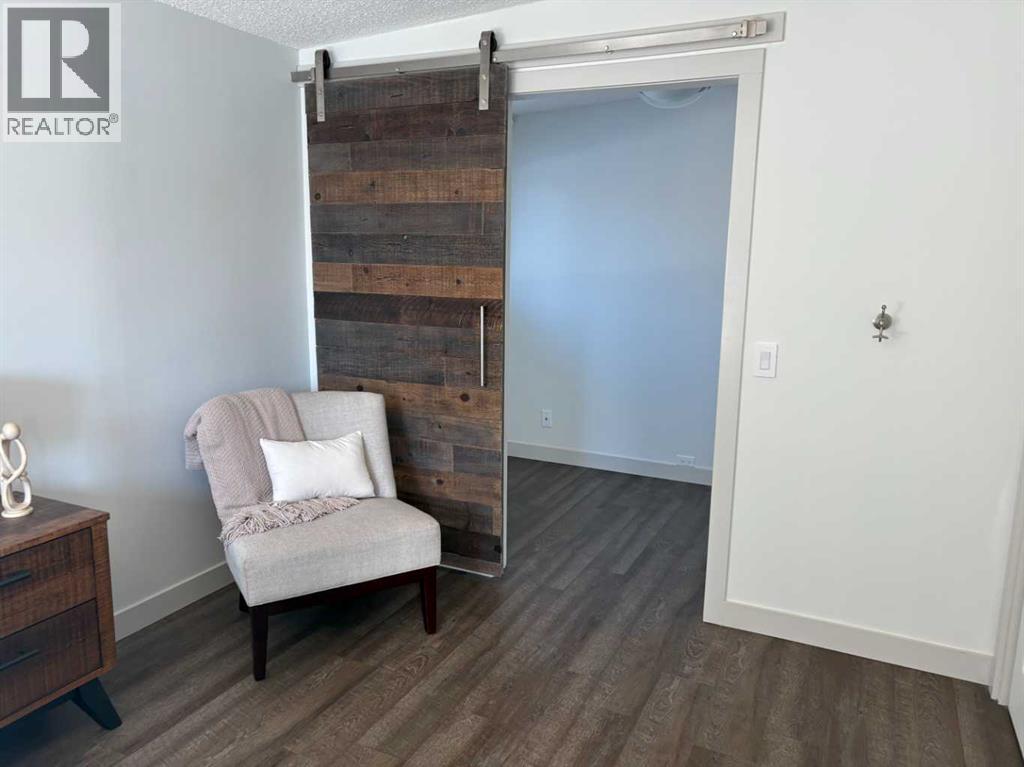 10212 7 Street Sw, Calgary, Alberta  T2W 0G3 - Photo 15 - A2291733