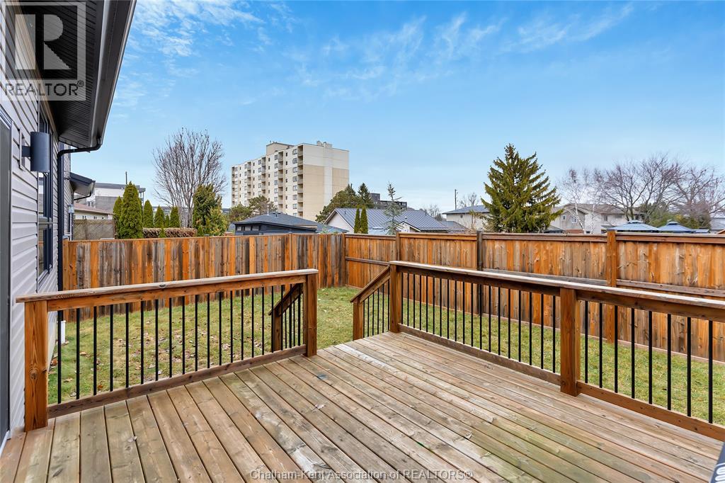 15 Churchill Park Road, Chatham, Ontario  N7M 6M2 - Photo 36 - 26007530