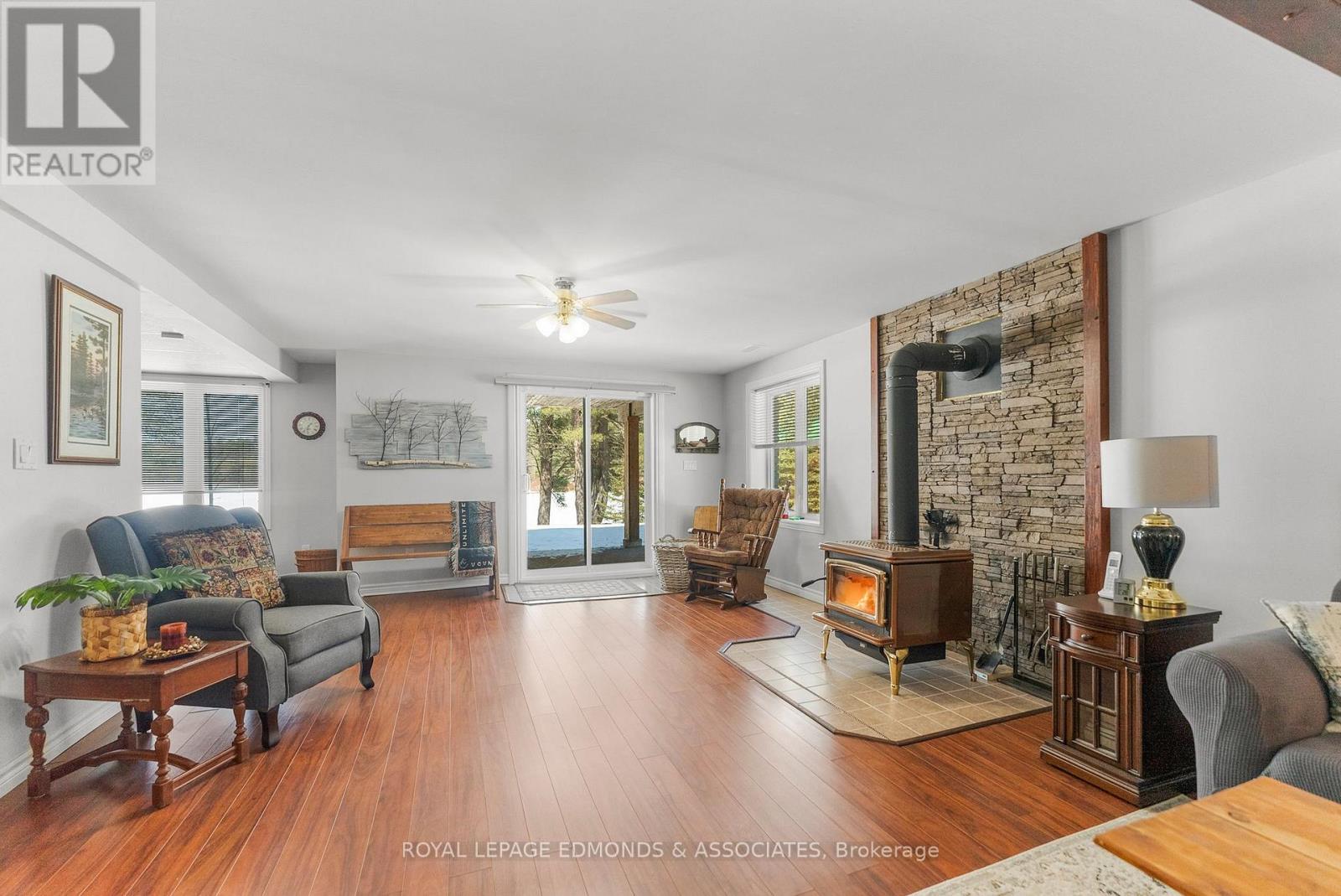 768 Airport Road, Petawawa, Ontario  K8A 6W7 - Photo 22 - X12973286