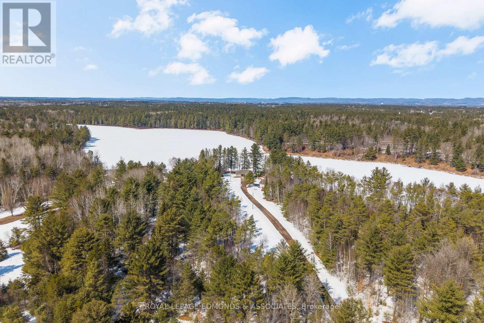 768 Airport Road, Petawawa, Ontario  K8A 6W7 - Photo 44 - X12973286