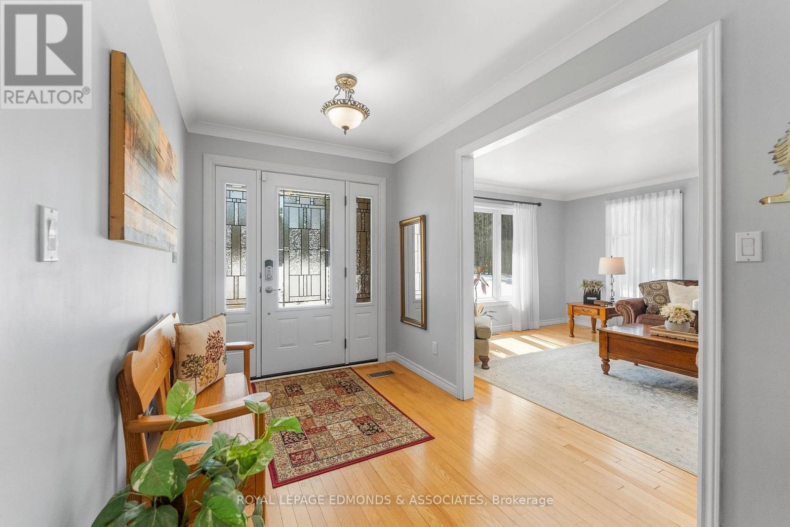 768 Airport Road, Petawawa, Ontario  K8A 6W7 - Photo 6 - X12973286