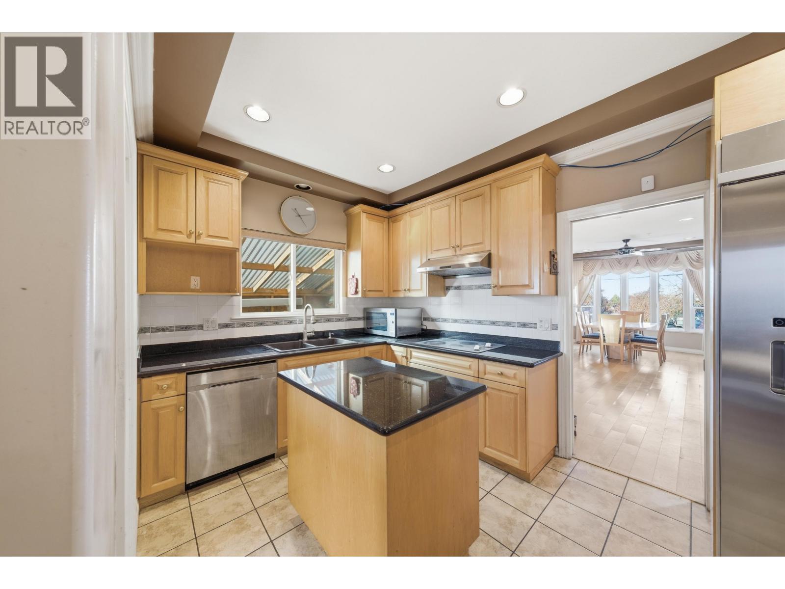 7962 Victoria Drive, Vancouver, British Columbia  V5P 4A5 - Photo 10 - R3108459