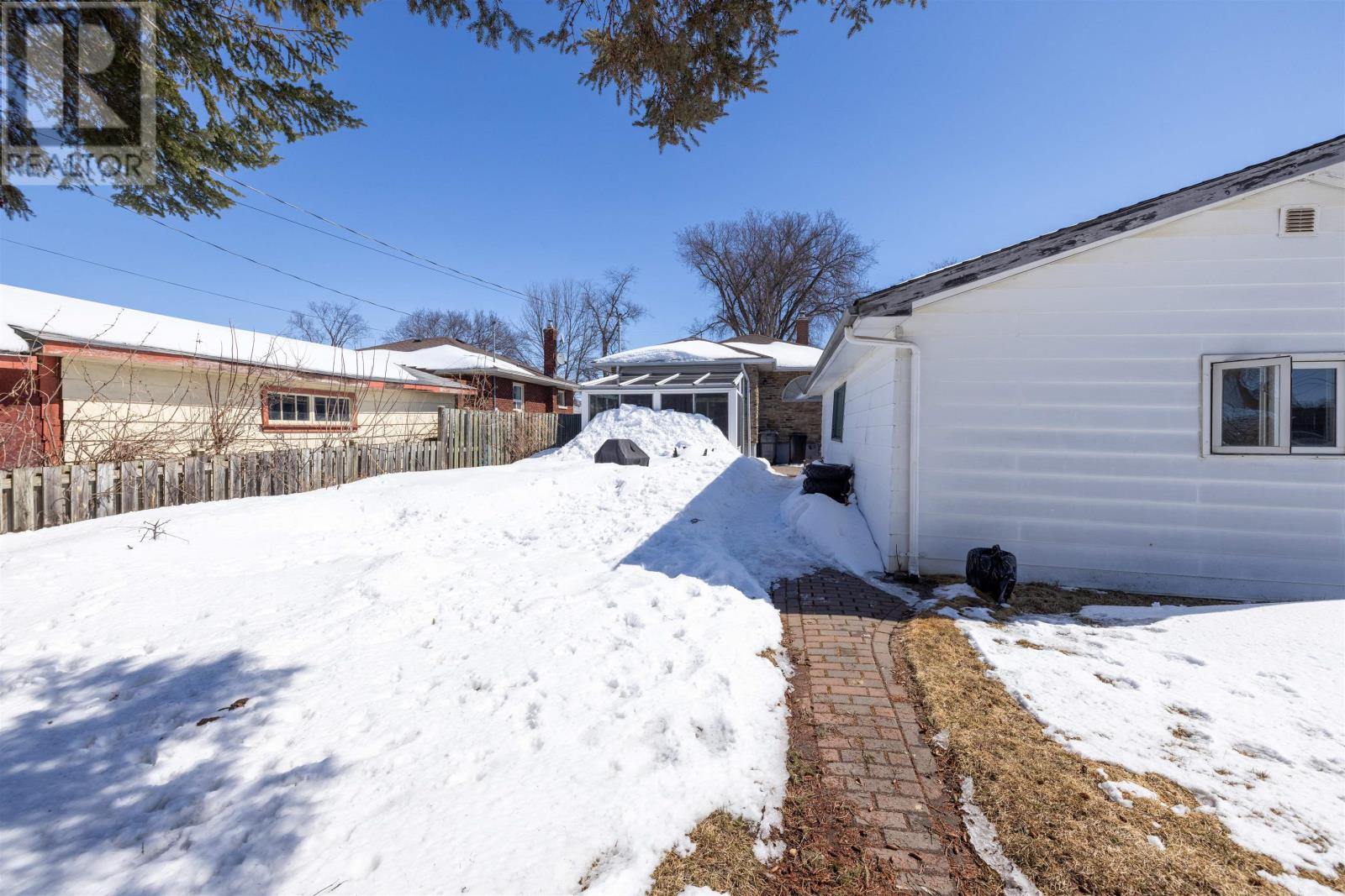 1329 Euclid Ave, Thunder Bay, Ontario  P7E 2W5 - Photo 30 - TB2600644