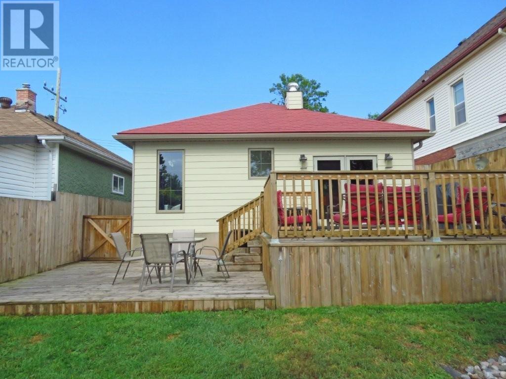 77 Prospect Ave, Thunder Bay, Ontario  P7A 5L1 - Photo 35 - TB2600647