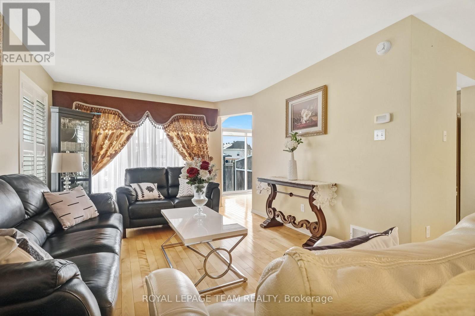 2362 Bois Vert Place, Ottawa, Ontario  K4A 4V1 - Photo 6 - X12973294