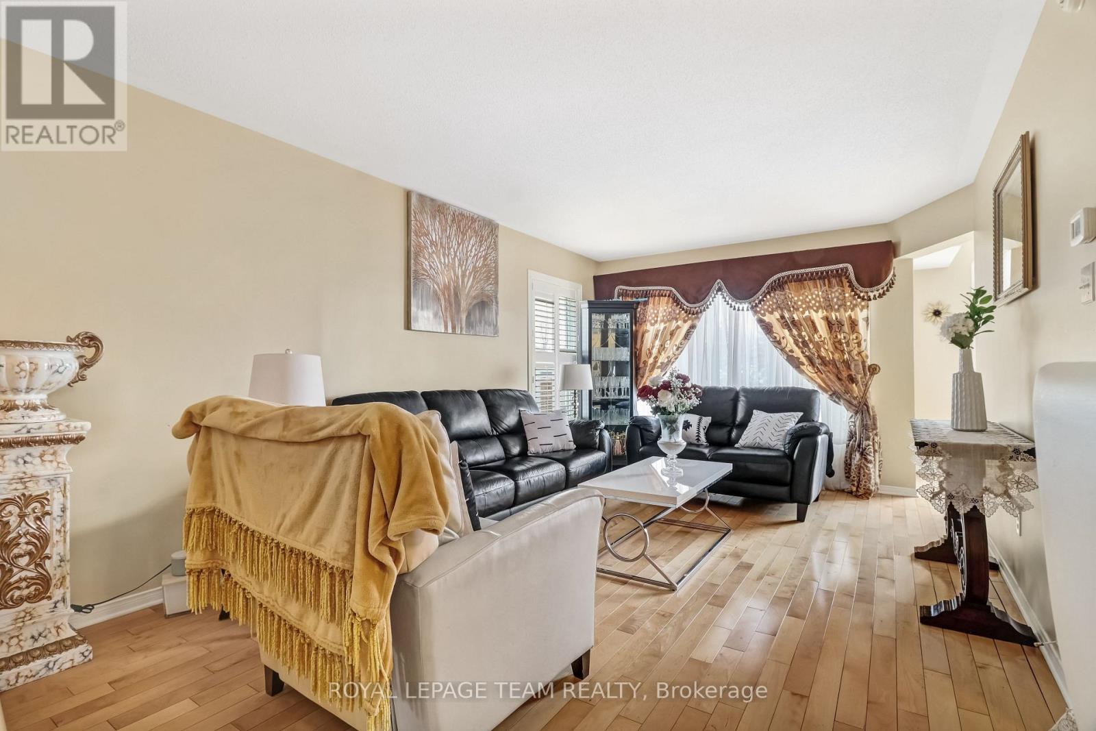 2362 Bois Vert Place, Ottawa, Ontario  K4A 4V1 - Photo 7 - X12973294
